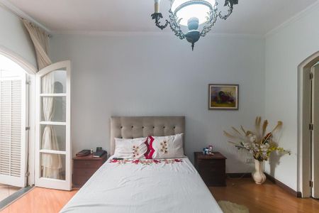 Casa para alugar com 560m², 4 quartos e 5 vagasQuarto 3 - Suíte