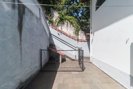 Casa para alugar com 560m², 4 quartos e 5 vagasQuintal dos Fundos