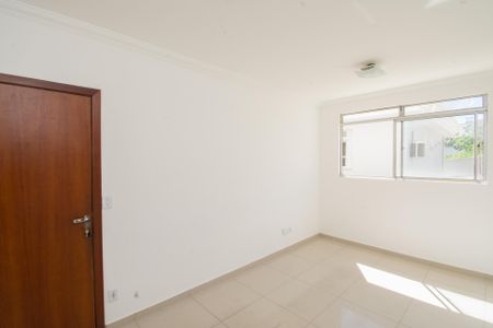 Sala de apartamento para alugar com 3 quartos, 98m² em Cabral, Contagem