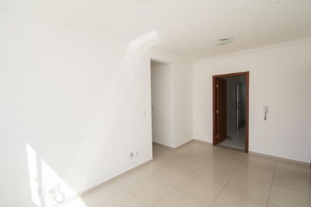 Sala de apartamento para alugar com 3 quartos, 98m² em Cabral, Contagem