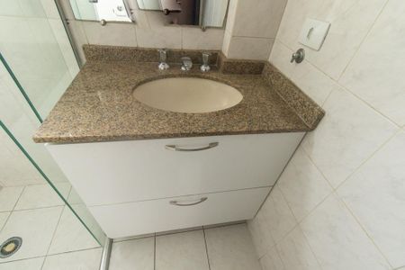 Apartamento à venda com 90m², 3 quartos e 2 vagasBanheiro da Suite