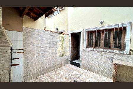 Casa para alugar com 138m², 3 quartos e 2 vagas Casa para alugar com 138m², 3 quartos e 2 vagasÁrea de Serviço