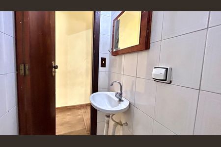 Casa para alugar com 138m², 3 quartos e 2 vagas Casa para alugar com 138m², 3 quartos e 2 vagasLavabo