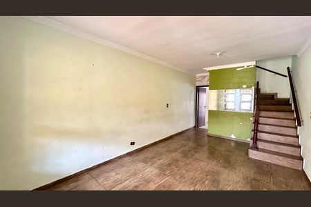 Sala de casa para alugar com 3 quartos, 138m² em Jardim Eugenia, Guarulhos