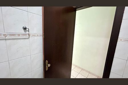 Casa para alugar com 138m², 3 quartos e 2 vagas Casa para alugar com 138m², 3 quartos e 2 vagasBanheiro 1