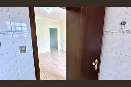 Casa para alugar com 138m², 3 quartos e 2 vagas Casa para alugar com 138m², 3 quartos e 2 vagasBanheiro da Suíte