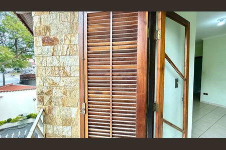 Sacada da suíte  de casa para alugar com 3 quartos, 138m² em Jardim Eugenia, Guarulhos
