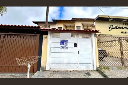 Casa para alugar com 138m², 3 quartos e 2 vagas Casa para alugar com 138m², 3 quartos e 2 vagasPlaca instalada na fachada do imóvel
