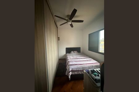 Casa de condomínio para alugar com 357m², 4 quartos e 4 vagas Casa de condomínio para alugar com 357m², 4 quartos e 4 vagasQuarto