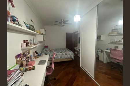 Quarto de casa de condomínio para alugar com 4 quartos, 357m² em Vila Zeze, Jacareí
