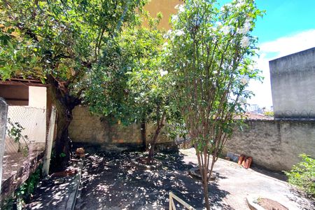 Casa à venda com 300m², 5 quartos e 2 vagas Casa à venda com 300m², 5 quartos e 2 vagasPomar