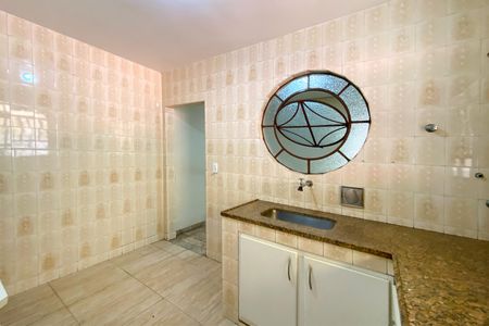 Casa à venda com 300m², 5 quartos e 2 vagas