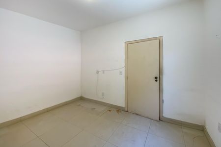 Casa à venda com 300m², 5 quartos e 2 vagas