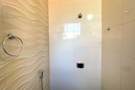 Casa à venda com 300m², 5 quartos e 2 vagas