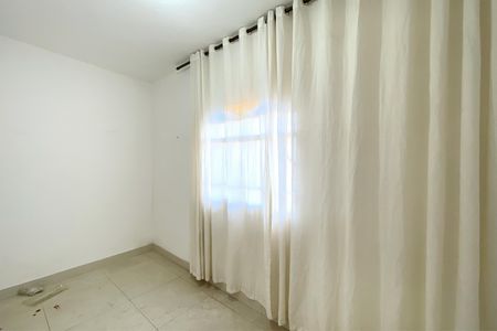 Casa à venda com 300m², 5 quartos e 2 vagas