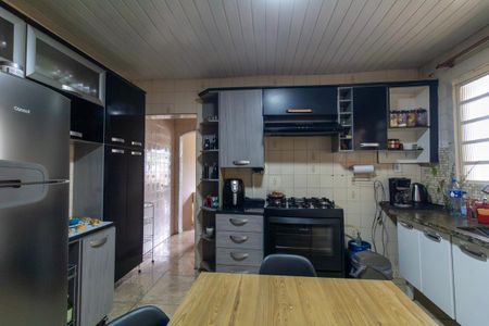 Cozinha 2 de casa à venda com 7 quartos, 350m² em Vila Matilde, São Paulo
