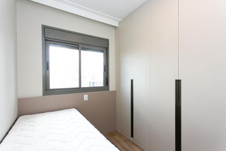 Quarto de apartamento para alugar com 2 quartos, 65m² em Vila Azevedo, São Paulo