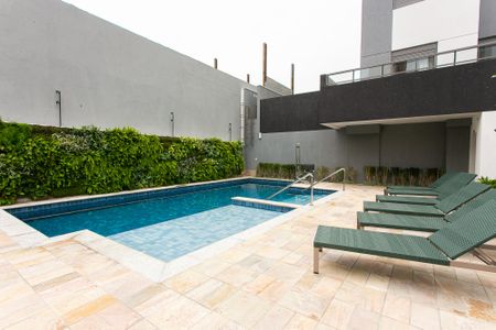Apartamento para alugar com 65m², 2 quartos e 1 vaga Apartamento para alugar com 65m², 2 quartos e 1 vagaÁrea comum - Piscina