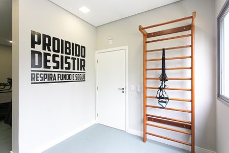 Apartamento para alugar com 65m², 2 quartos e 1 vaga Apartamento para alugar com 65m², 2 quartos e 1 vagaÁrea comum - Academia