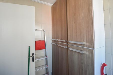 Apartamento à venda com 70m², 2 quartos e 1 vagaÁrea de Serviço