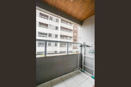 Apartamento à venda com 50m², 2 quartos e 1 vaga Apartamento à venda com 50m², 2 quartos e 1 vagaSala