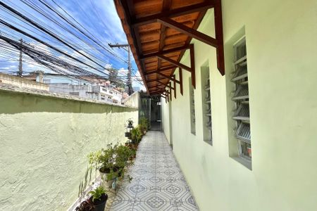 Casa à venda com 130m², 2 quartos e 2 vagasÁrea externa