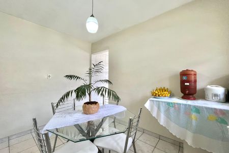 Casa à venda com 130m², 2 quartos e 2 vagasSala de Jantar