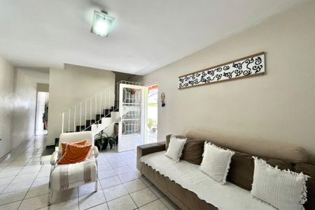 Casa à venda com 130m², 2 quartos e 2 vagasSala