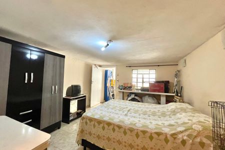 Casa à venda com 130m², 2 quartos e 2 vagasSuite de serviço 