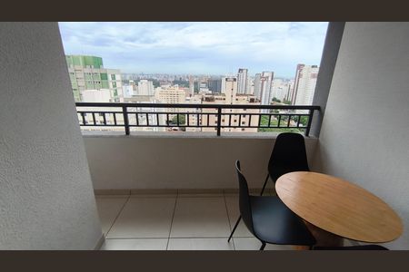 Apartamento para alugar com 31m², 1 quarto e sem vagaVaranda