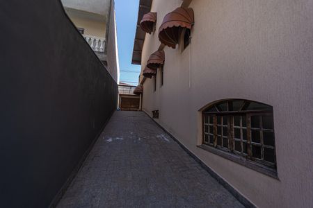 Casa para alugar com 228m², 2 quartos e 4 vagasCorredor