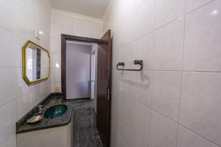 Casa para alugar com 228m², 2 quartos e 4 vagasLavabo