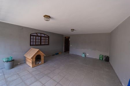 Casa para alugar com 228m², 2 quartos e 4 vagasGaragem
