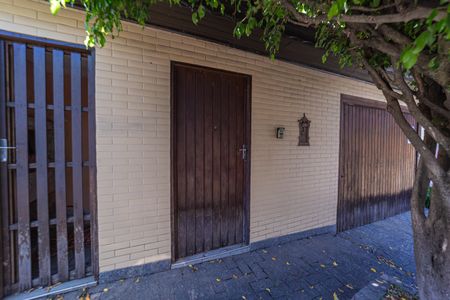 Casa para alugar com 228m², 2 quartos e 4 vagasFachada