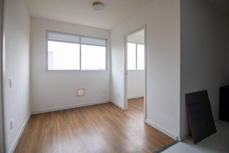 Sala de apartamento para alugar com 2 quartos, 35m² em Portal do Morumbi, São Paulo