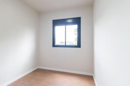 Quarto 1 de apartamento para alugar com 2 quartos, 52m² em Hauer, Curitiba