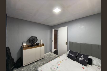 Casa à venda com 216m², 4 quartos e 2 vagas Casa à venda com 216m², 4 quartos e 2 vagasQuarto 3