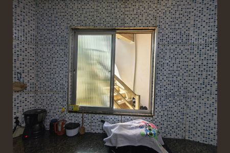 Casa à venda com 216m², 4 quartos e 2 vagas Casa à venda com 216m², 4 quartos e 2 vagasJanela - Cozinha