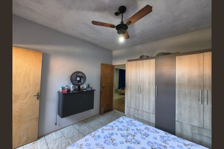 Casa à venda com 216m², 4 quartos e 2 vagas Casa à venda com 216m², 4 quartos e 2 vagasQuarto 2