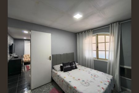 Casa à venda com 216m², 4 quartos e 2 vagas Casa à venda com 216m², 4 quartos e 2 vagasQuarto 3