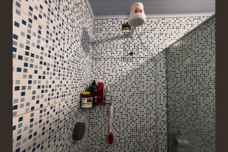 Casa à venda com 216m², 4 quartos e 2 vagas Casa à venda com 216m², 4 quartos e 2 vagasBanheiro