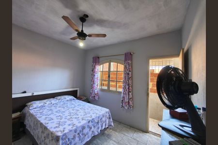 Casa à venda com 216m², 4 quartos e 2 vagas Casa à venda com 216m², 4 quartos e 2 vagasQuarto 2