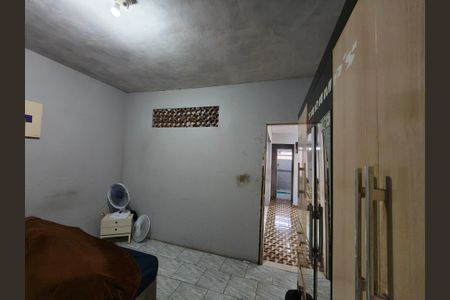 Casa à venda com 216m², 4 quartos e 2 vagas Casa à venda com 216m², 4 quartos e 2 vagasQuarto 1