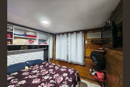 Casa à venda com 216m², 4 quartos e 2 vagas Casa à venda com 216m², 4 quartos e 2 vagasQuarto 4