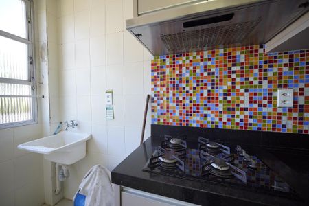 Cozinha de apartamento para alugar com 3 quartos, 70m² em Coqueiros, Florianópolis