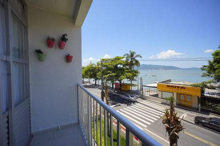 Sala - Varanda de apartamento para alugar com 3 quartos, 70m² em Coqueiros, Florianópolis