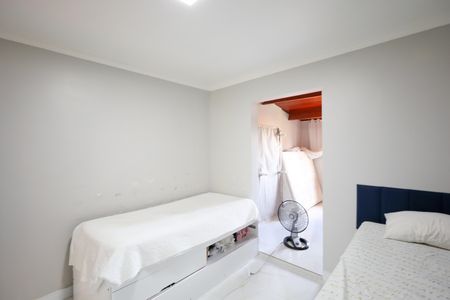 Casa à venda com 100m², 2 quartos e 1 vagaQuarto 2 - Ambiente 1