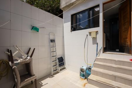 Casa à venda com 100m², 2 quartos e 1 vagaÁrea de Serviço