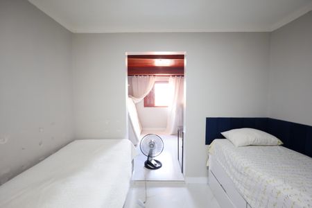 Casa à venda com 100m², 2 quartos e 1 vagaQuarto 2 - Ambiente 1