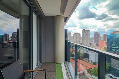 Apartamento à venda com 38m², 1 quarto e 1 vaga Apartamento à venda com 38m², 1 quarto e 1 vagaVaranda